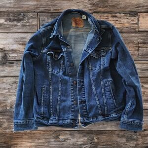 Levi's jean trucker jacket - L